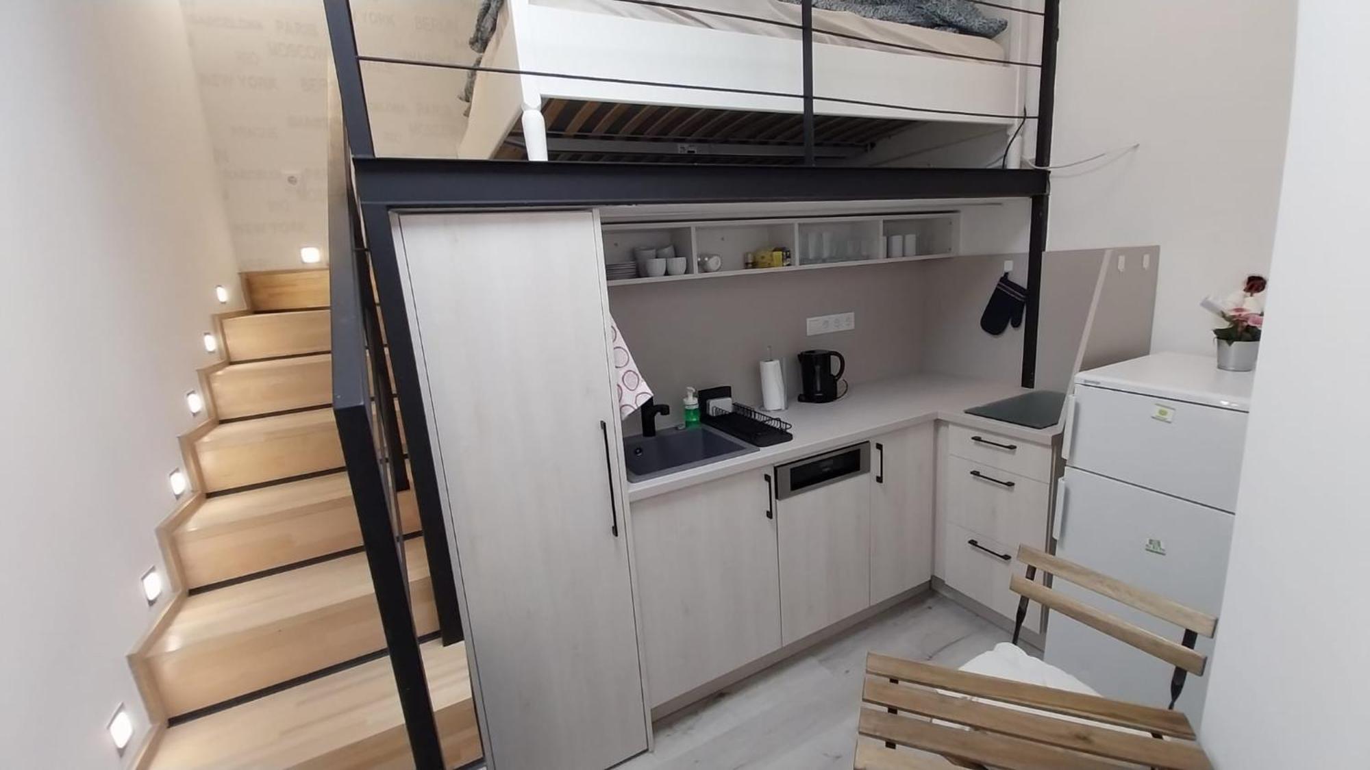 בודפשט Szekely Apartment Near Deak Ferenc Square With Free Parking In Garage מראה חיצוני תמונה